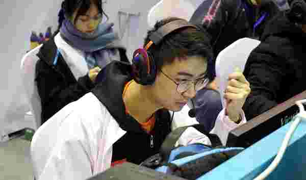 更加均衡甚 更加均衡甚